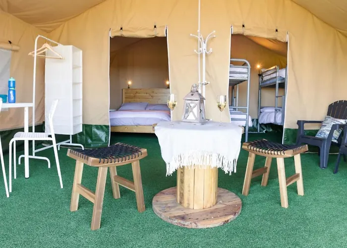Glamping Safari Style *
